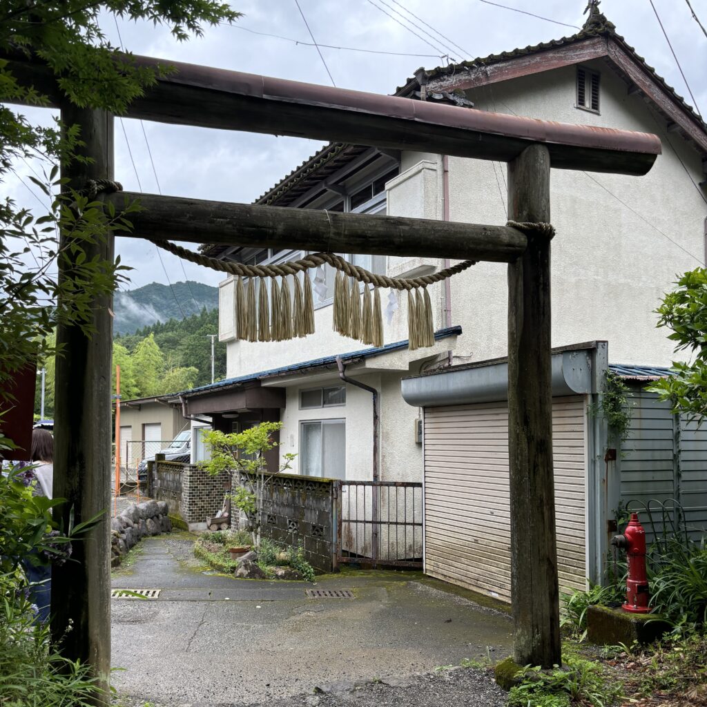 天安河原への鳥居