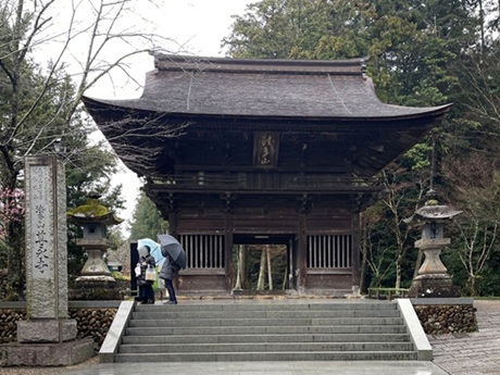 法多山の仁王門