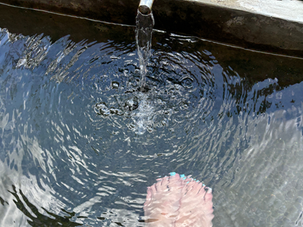武雄温泉楼門近くにある足湯