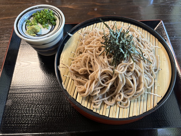 祐徳稲荷神社の参道で食べたお蕎麦